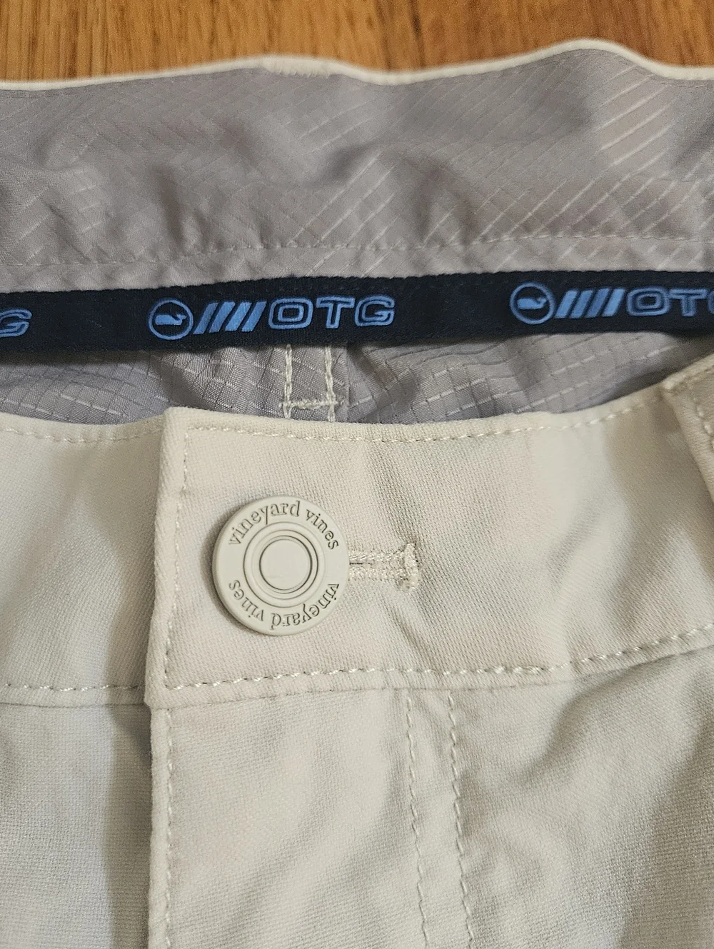 Vineyard Vines On-The-Go Pants (OTG) EUC Size 36+30